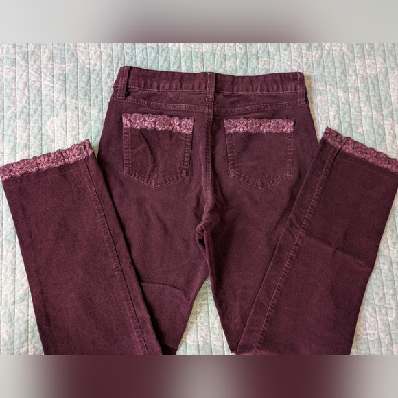 St. John's Bay Denim - St. John's Bay Burgundy Straight-Leg Stretch Corduroys with Lace Detail. Size 8P